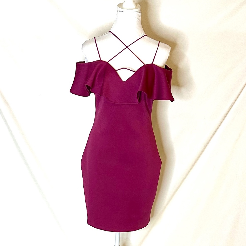 GUESS Ruffle Off Shoulder Mara Dress
